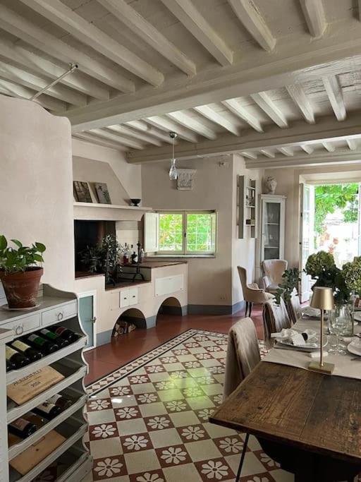 Locanda Sant' Agostino Λούκα Εξωτερικό φωτογραφία