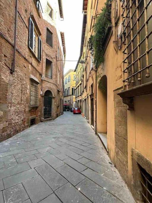 Locanda Sant' Agostino Λούκα Εξωτερικό φωτογραφία